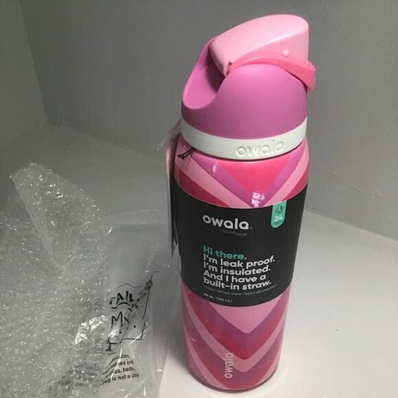 NWT 40oz Owala I <3 u FreeSip - Picture 6 of 6